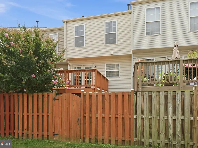 6374 Michael Robert Dr — Photo 25
