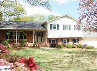 1 Pheasant Ct, Greenville, SC 29607