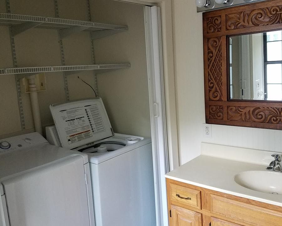 large bathroom with W/D closet