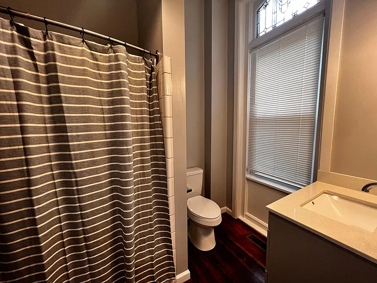 431 W Orange St #1 — Photo 9
