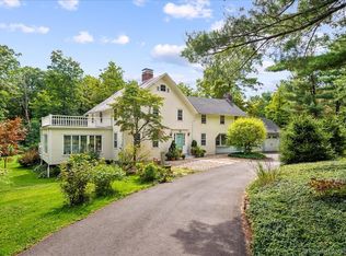 16 Woodchuck Hill Rd, Simsbury, CT 06070
