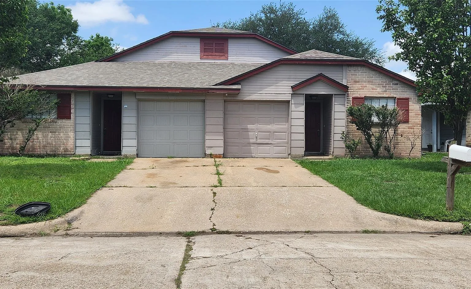 3 bed, 2.0 bath, 1238 sqft, $1,350 — Photo 1