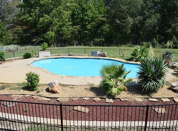 2nd image of 709 Vz County Road 4413