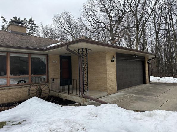 New Berlin WI Single Family Homes For Sale - 5 Homes | Zillow