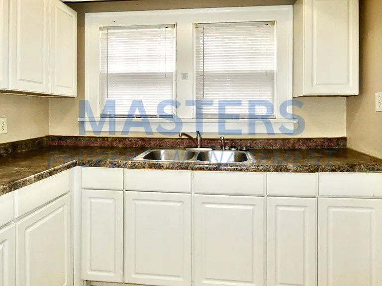 1133 Parkside Blvd — Photo 7