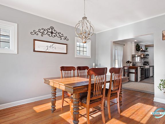 4th image of 655 W Elm Park Ave
