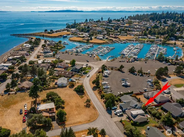 8085 Cowichan Road, Blaine, WA 98230