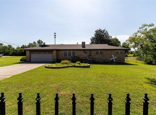 2804 S Post Rd, Midwest City, OK 73130
