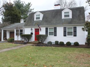 608 W Taylor Run Pkwy, Alexandria, VA 22314