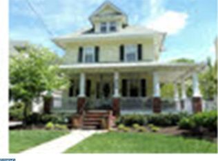 221 10th Ave, Haddon Heights, NJ 08035