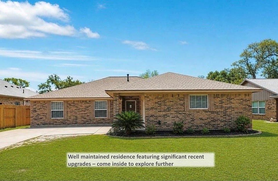 1st image of 305 Freeman Blvd