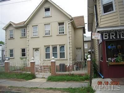 2nd image of 79 Innis St