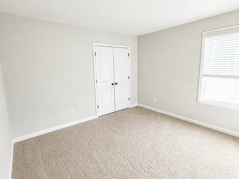 216 Stamm Dr — Photo 9
