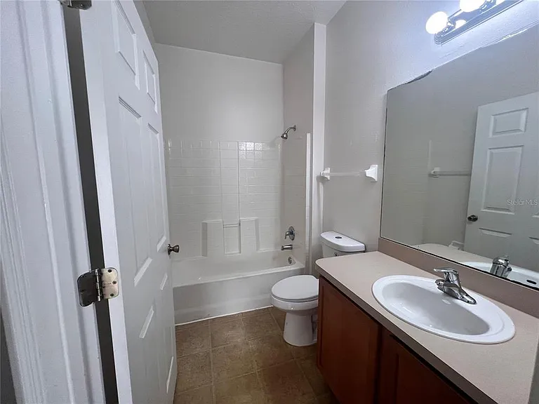 41 Louisiana Dr — Photo 9