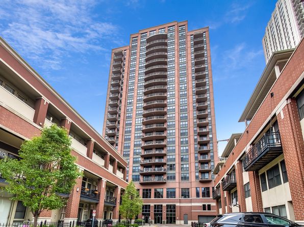 330 N Jefferson St APT 801