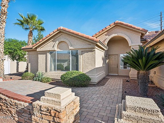 4th image of 25051 S Saddletree Drive S
