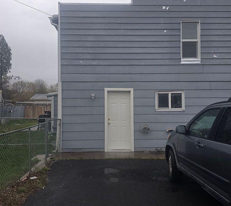 1st image of 1643 Summers Ln