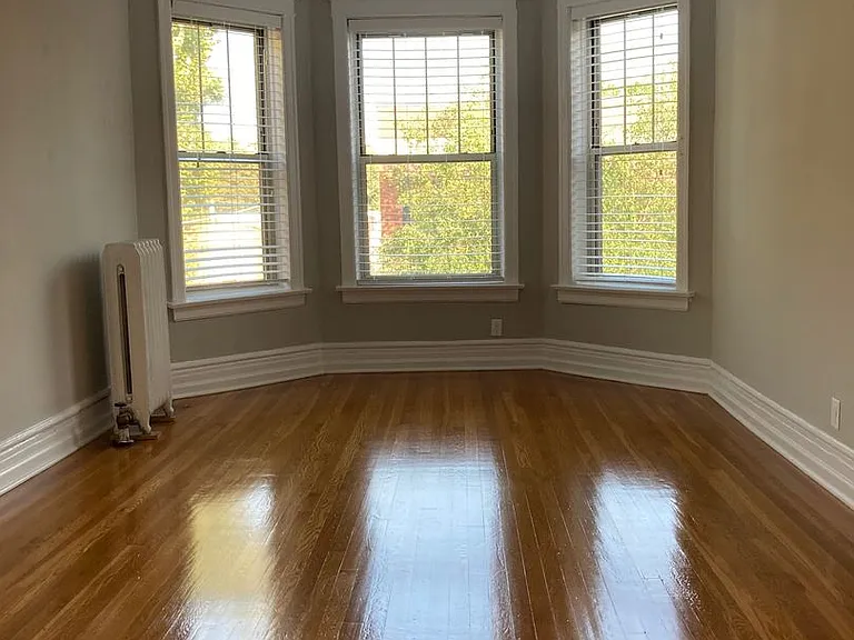 1332 34 W Granville 6206 #10 — Photo 5