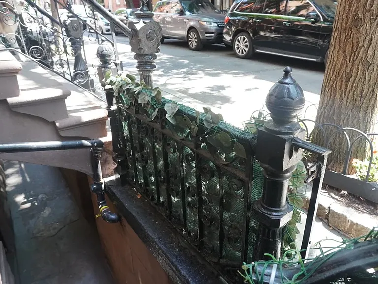52 Barrow St #LF — Photo 8