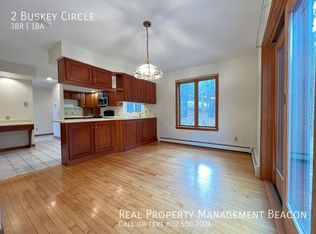 2 Buskey Cir, Hanover, NH 03755