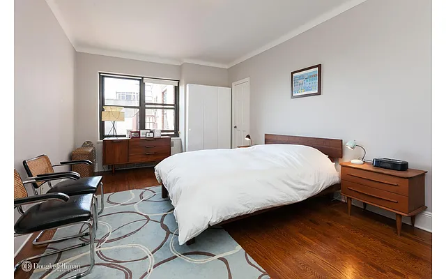 Sold by Douglas Elliman | media 18