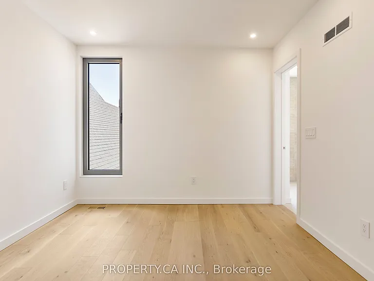 301 Keele St #2 — Photo 27