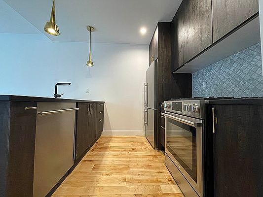 1st image of 564 Saint Johns Pl APT 209