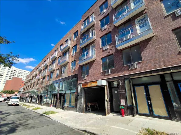 41-27 Haight St, Flushing, NY 11355
