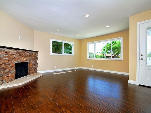 4th image of 24357 Welby Way
