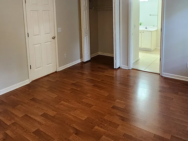 355 Gardners Cir — Photo 10
