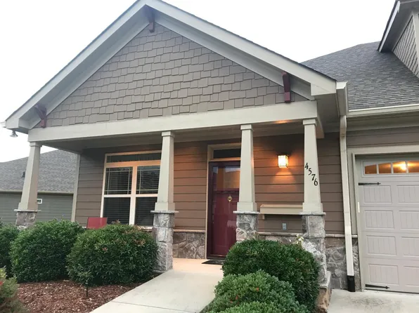 4576 Sweet Berry Ln, Ooltewah, TN 37363