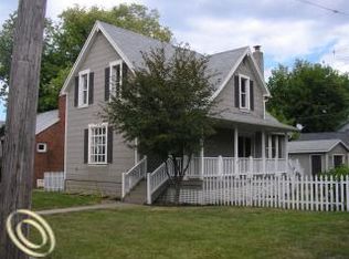1418 10th Ave, Port Huron, MI