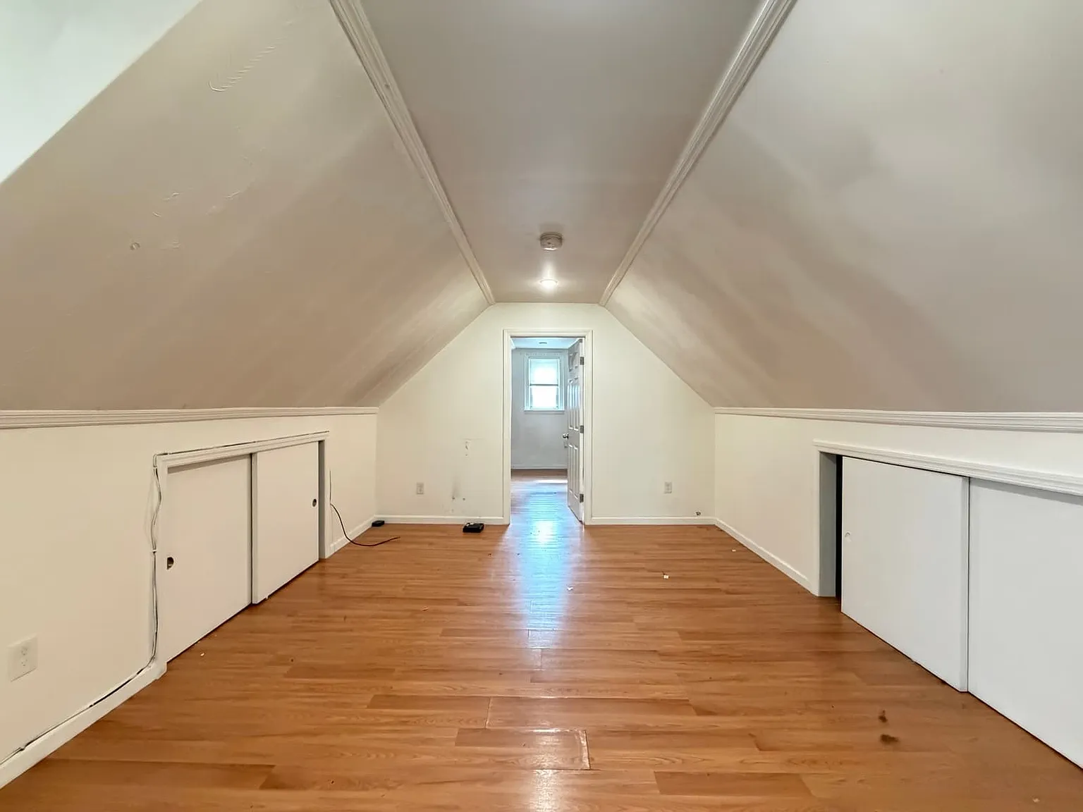 1 bed, 650 sqft, $1,850 — Photo 2