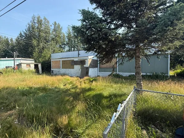 617 Kim Pl, Anchorage, AK 99504