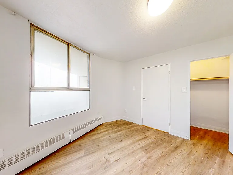4001 Steeles Ave W — Photo 16