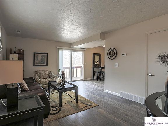 3rd image of 2001 Thurston Ave APT 1