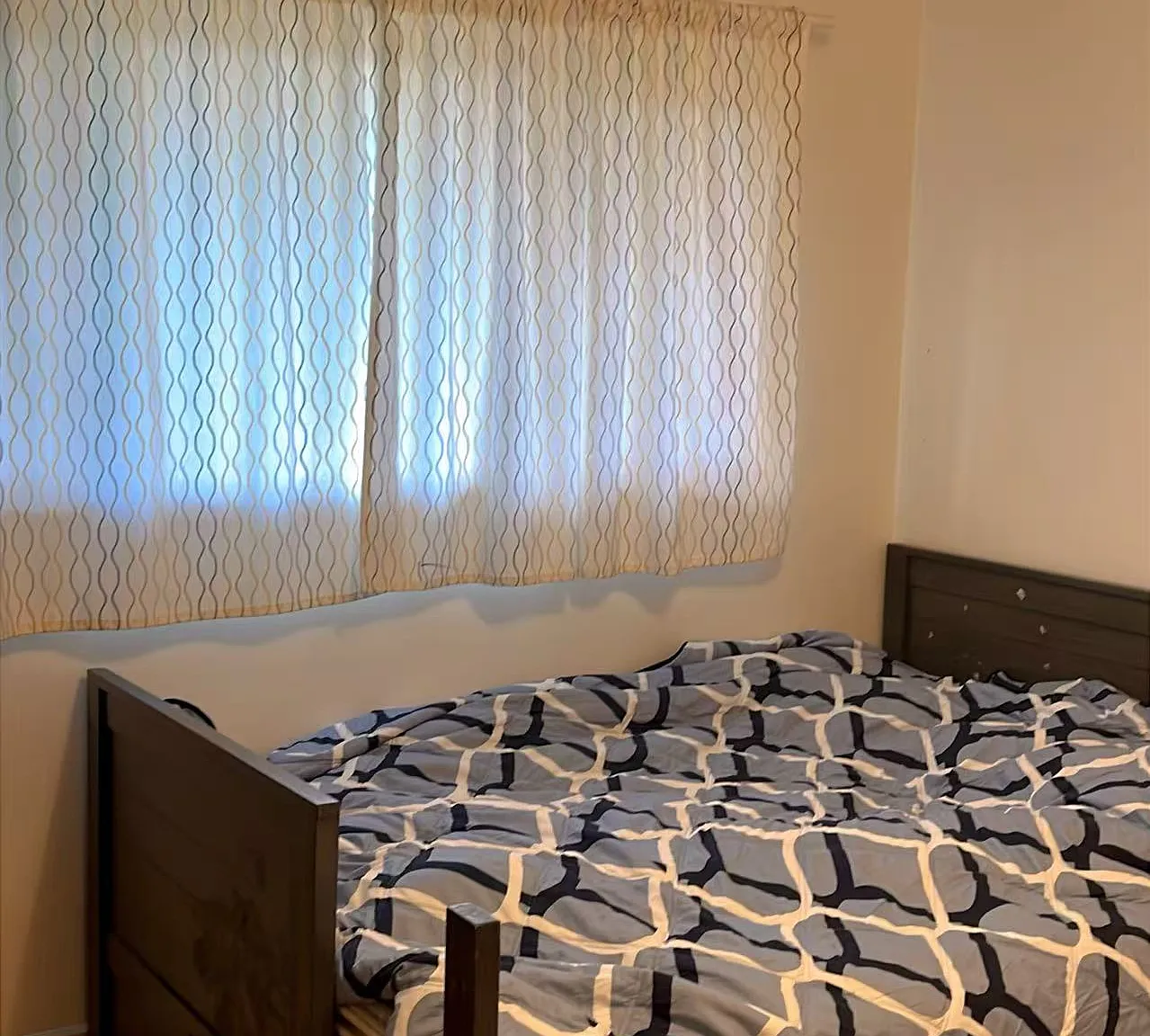 3 bed, 1280 sqft, $3,500 — Photo 4
