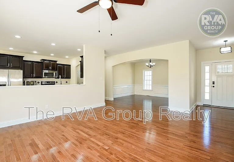111 Wilkshire Ct — Photo 9