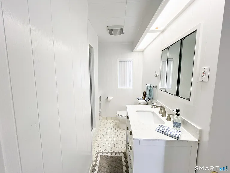 54 Milesfield Ave — Photo 11