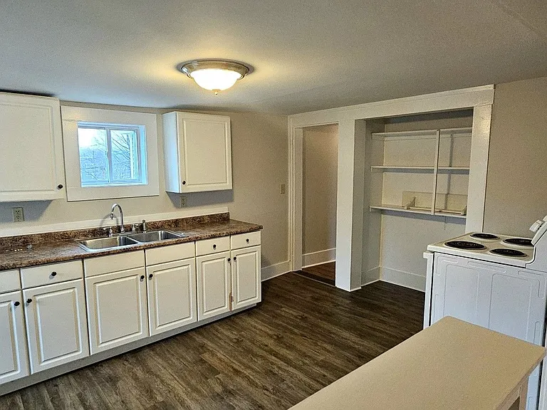 41 Bridge St #2 — Photo 1