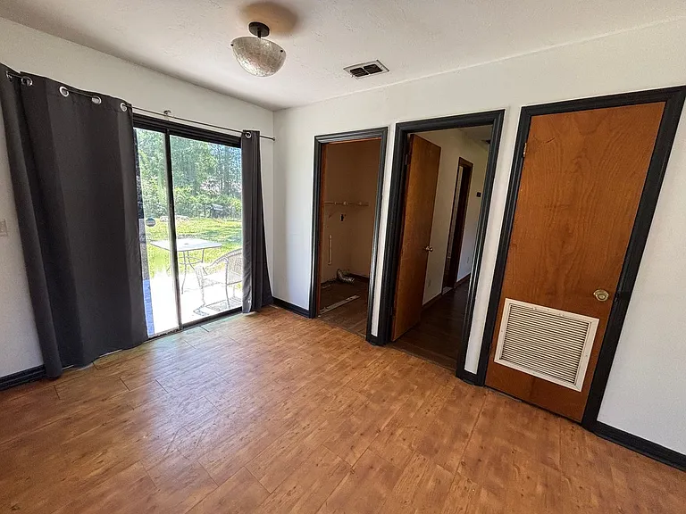5532 NW 57th Pl — Photo 7