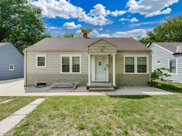611 S Pershing Ave, Wichita, KS 67218