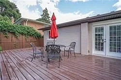 12 Lochinvar Cres — Photo 15