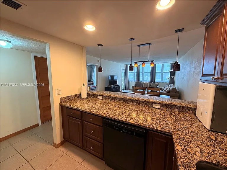 1825 S Ocean Dr #607 — Photo 7