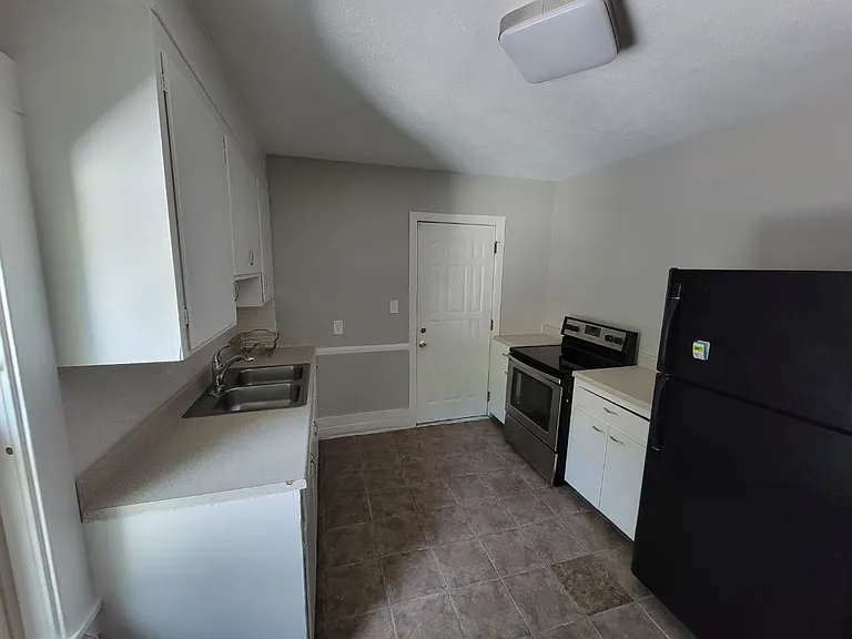 2917 Jackson St — Photo 28