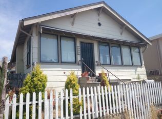 3506 Beach Dr SW, Seattle, WA 98116