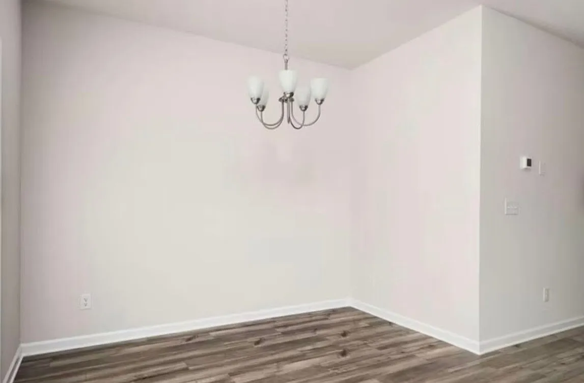 3 bed, 2.5 bath, 1695 sqft, $2,450 — Photo 3