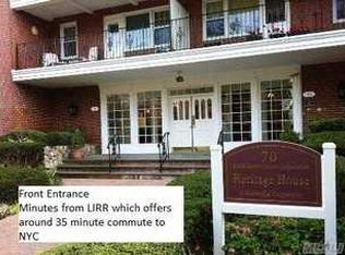 70 N Grove St APT 4D, Freeport, NY