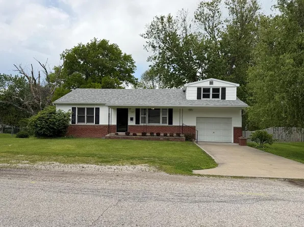 1407 E McPherson St, Kirksville, MO 63501