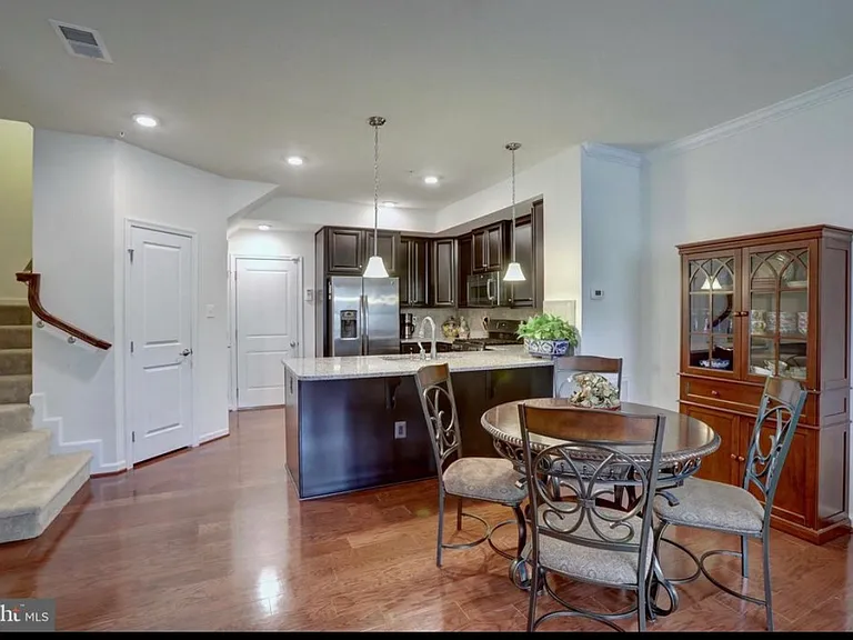 13728 Atlantis St #7L — Photo 14